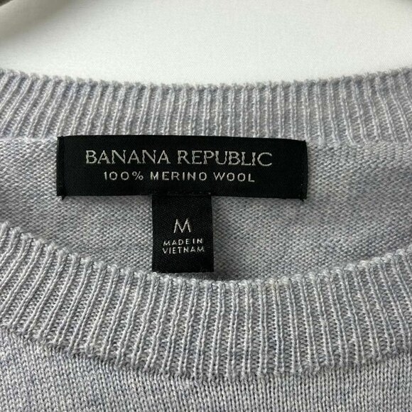 Banana Republic Women's Medium Sweater 100% Merino Wool Gray Crew Neck - Picture 3 of 11